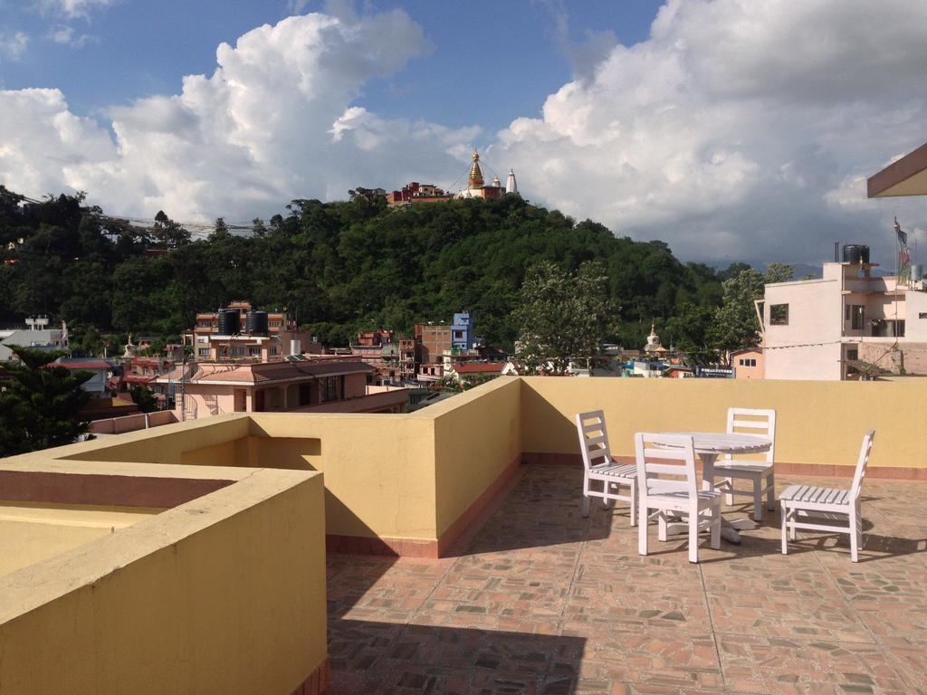 Swayambhu View Guest House Katmandu Værelse billede